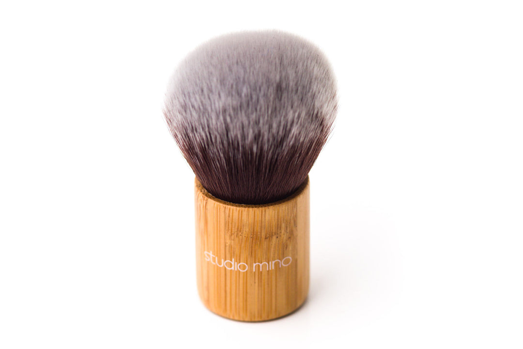 Kabuki brush