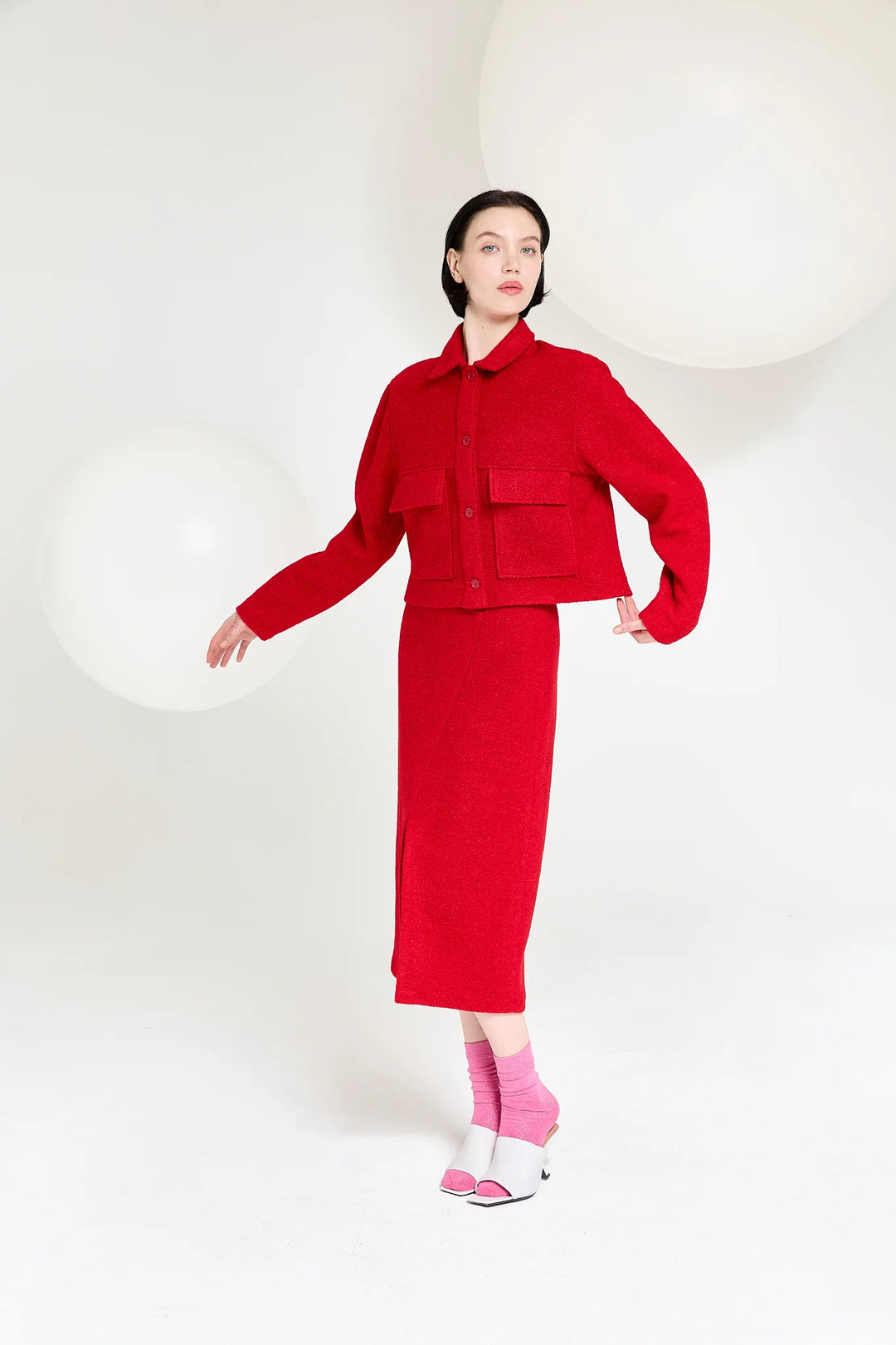 Bouclé jasje – bold in red