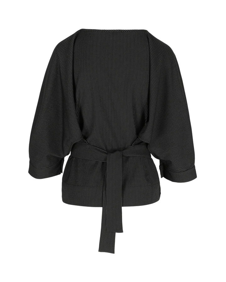 zwarte blouse met krijtstreep