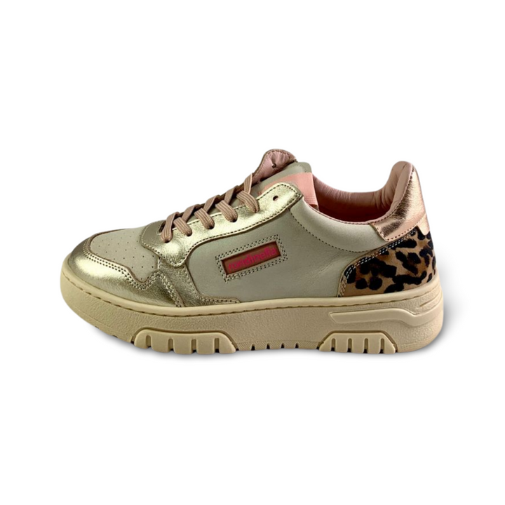 Sneaker met leuke details