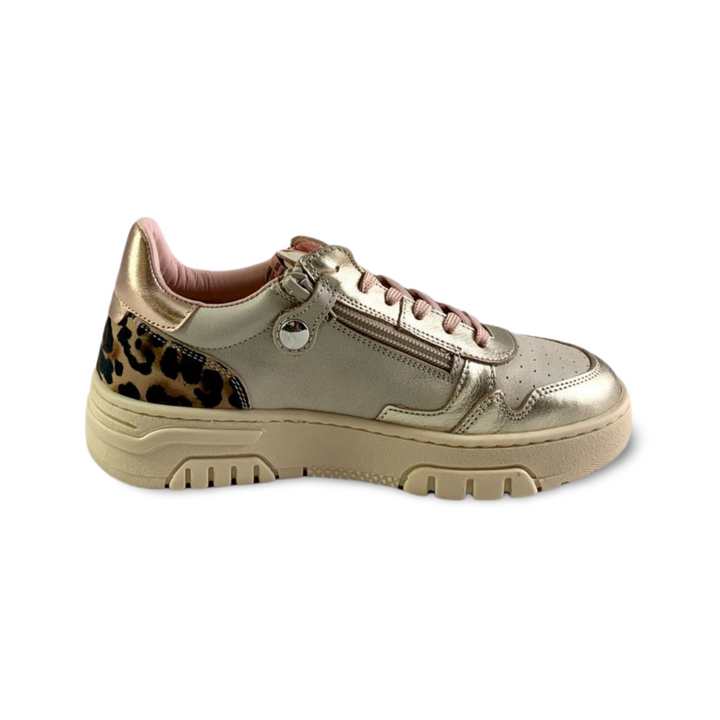 Sneaker met leuke details