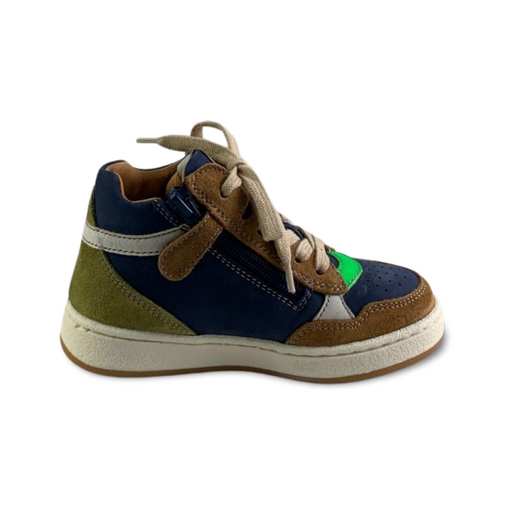 Sneaker met groene accenten