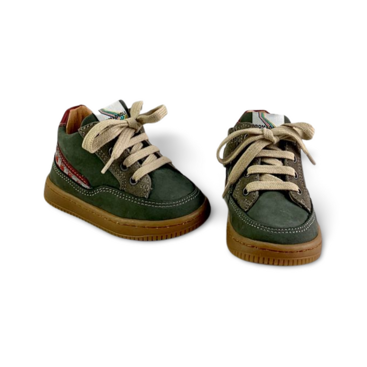 Sneaker met groene accenten