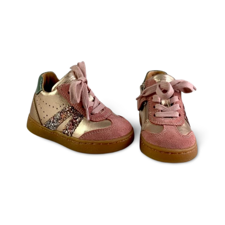 Sneaker metalic
