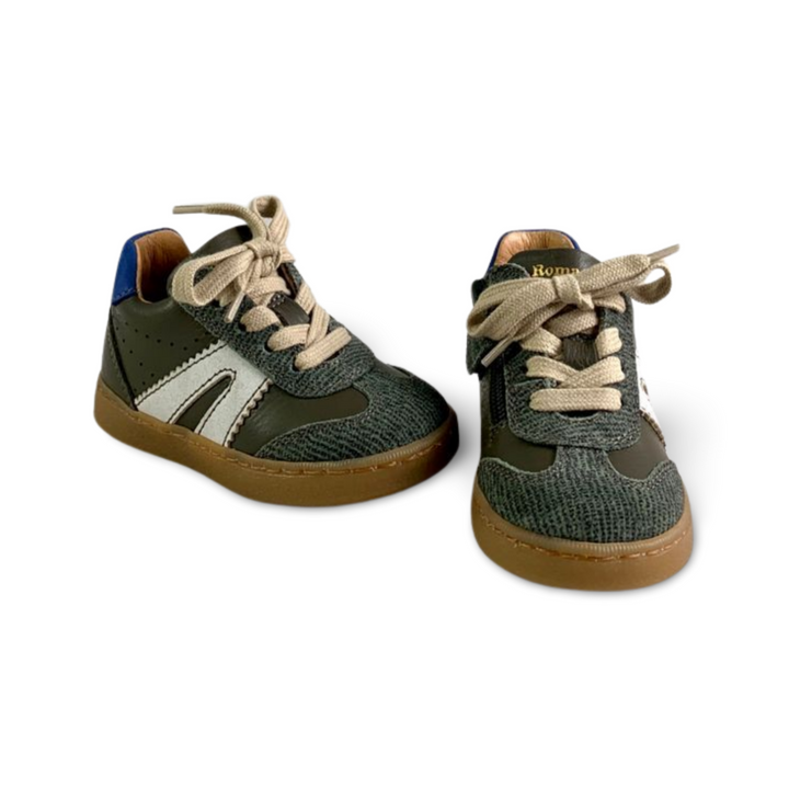 Sneaker met groene accenten