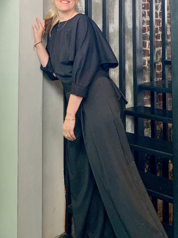 Zwarte broek met  krijtstreep