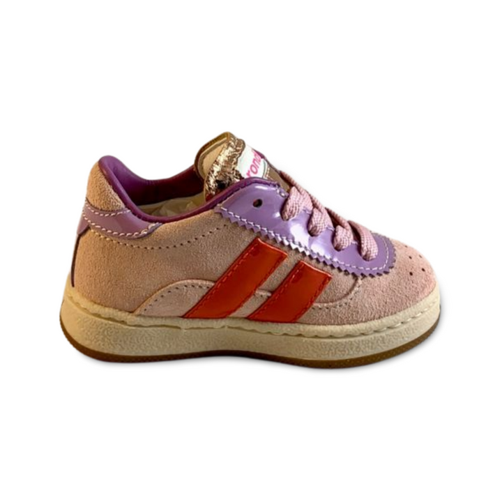 Roze sneaker