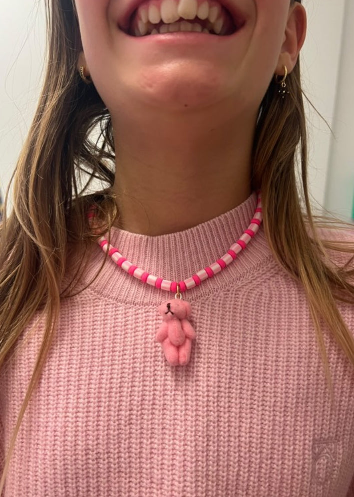 ketting beertje roze