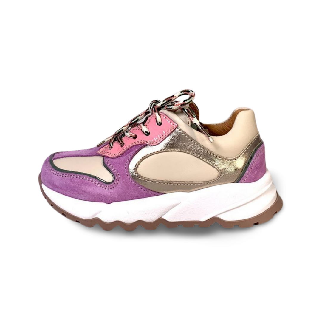 Mooie sneakers in metallic