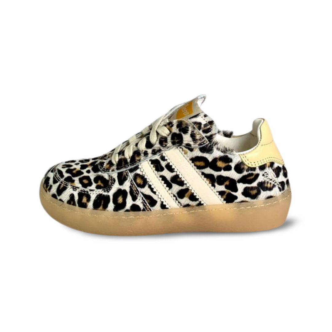 Sneaker in leopard