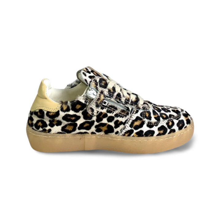 Sneaker in leopard