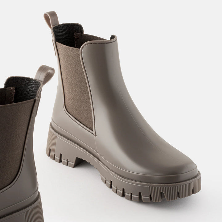 Waterproof chelsea boots – Lemon Jelly