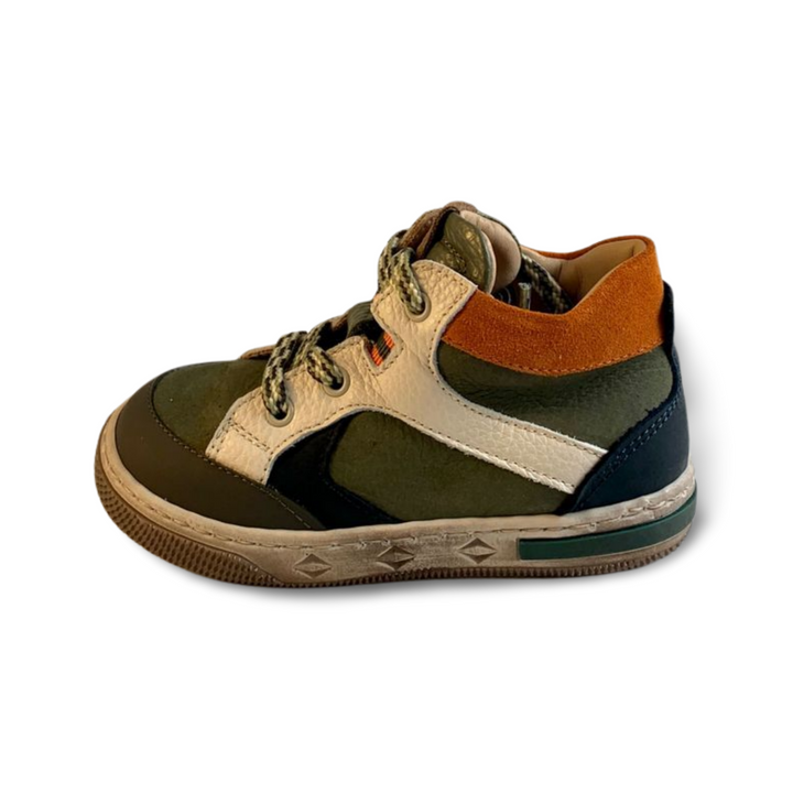 sneaker met accenten